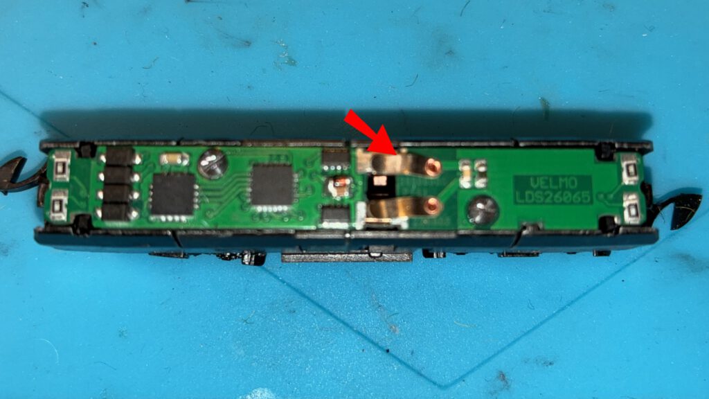 Eingebauter Decoder bei der BR 121