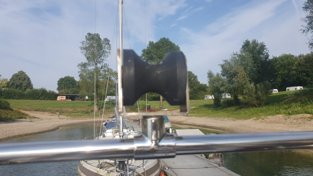 Mastauflage - Fittings und Rolle